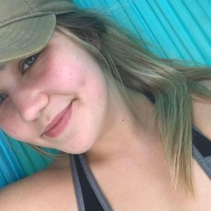 Meet your Posher, Kim